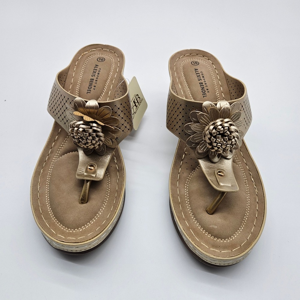 Alexis Bendel Women Gold Wedge‎ Sandals Thong Flower Embellishment Size 10